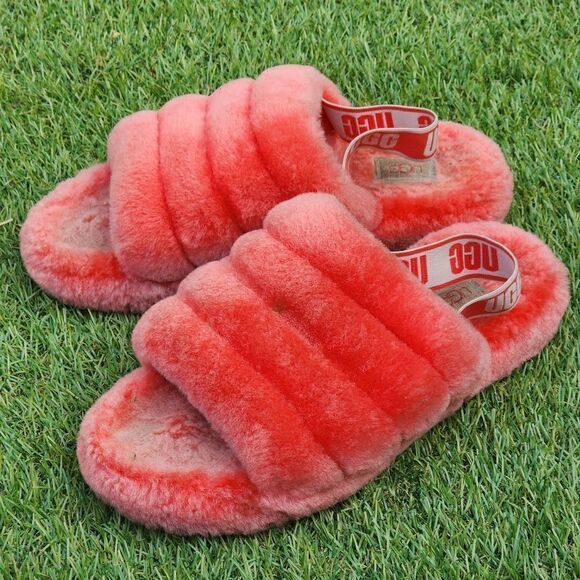 UGG FLUFF YEAH - Women's Sliper - SIZE 7.5 - Picture 1 of 8